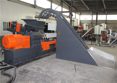 चीन पीएलसी नियंत्रण प्रणाली दो स्टेज एक्सट्रूडर मशीन पीवीसी Granules मशीन बनाने फैक्टरी