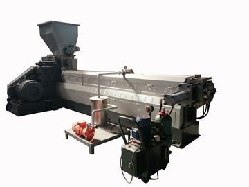 चीन Granule कटिंग मशीन के साथ विद्युत नियंत्रण प्रणाली प्लास्टिक रीसाइक्लिंग एक्सट्रूडर फैक्टरी